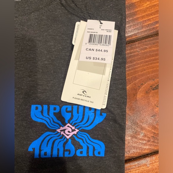 RipCurl relaxed fit Tee - Picture 2 of 4